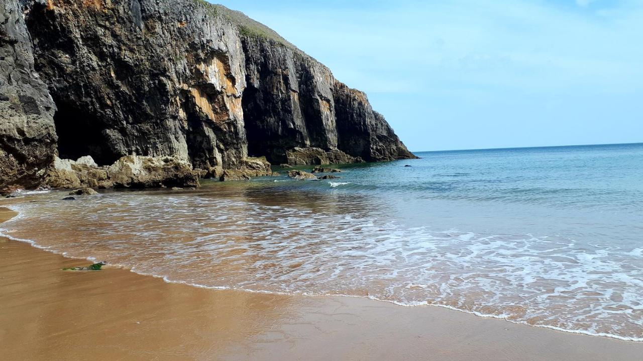 A Beach Holiday In Pembrokeshire Eksteriør billede