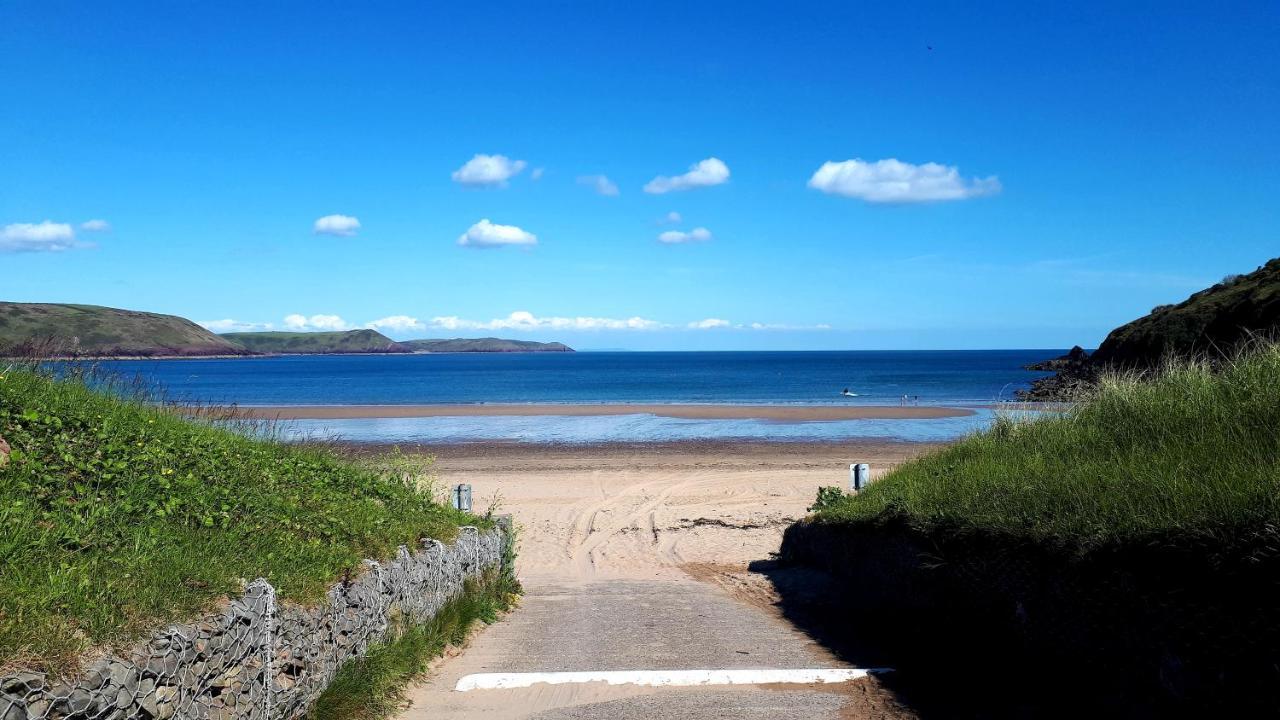 A Beach Holiday In Pembrokeshire Eksteriør billede