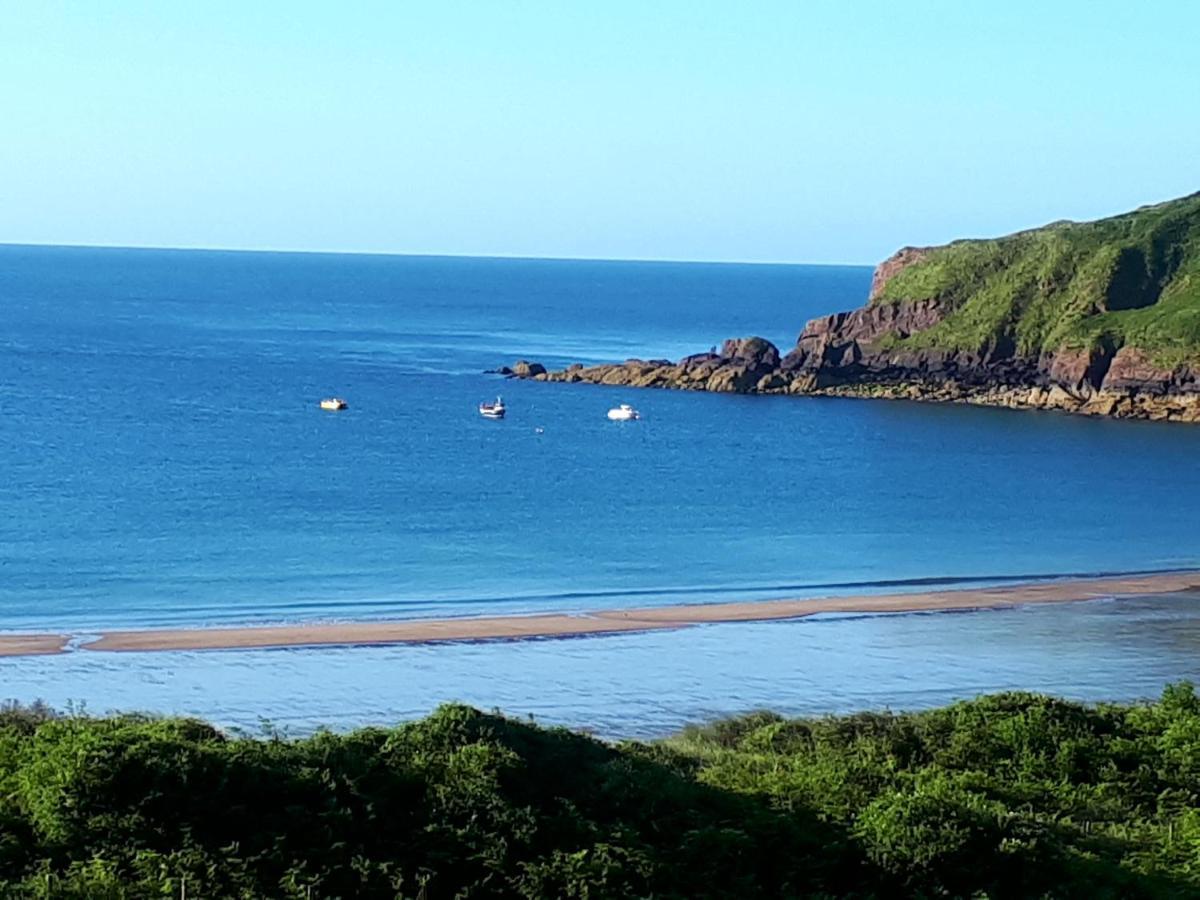 A Beach Holiday In Pembrokeshire Eksteriør billede