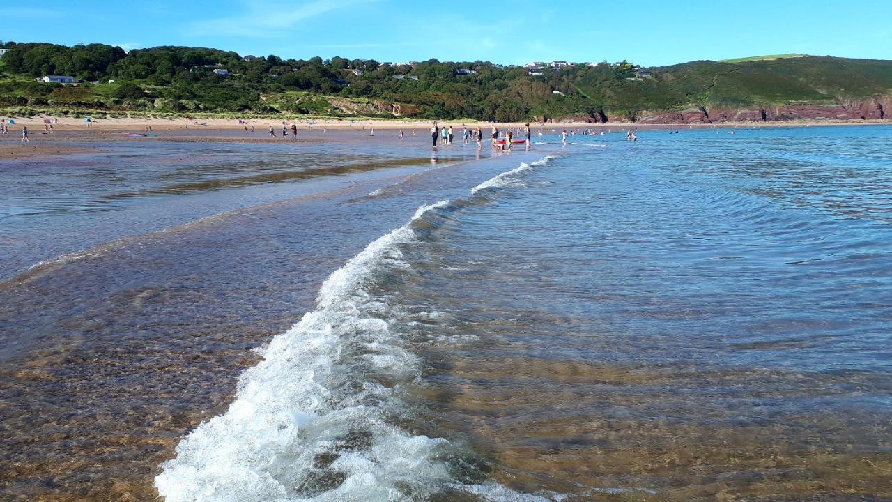 A Beach Holiday In Pembrokeshire Eksteriør billede